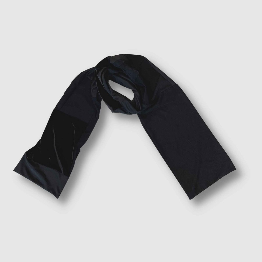 Holiday Zero Waste Daniel Preloved Black 'All Over Reroll' Scarf